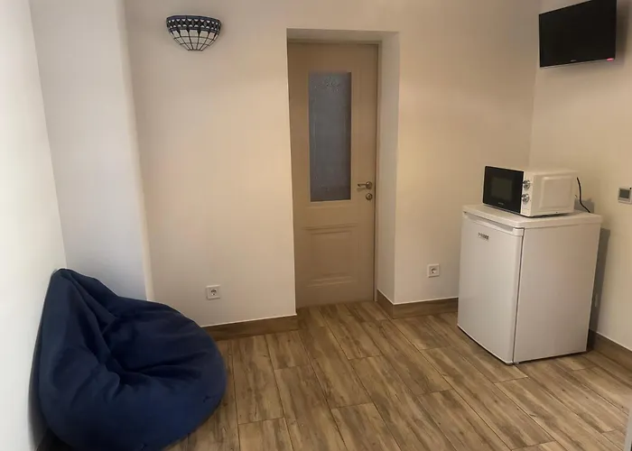 Apartman срібний ключ